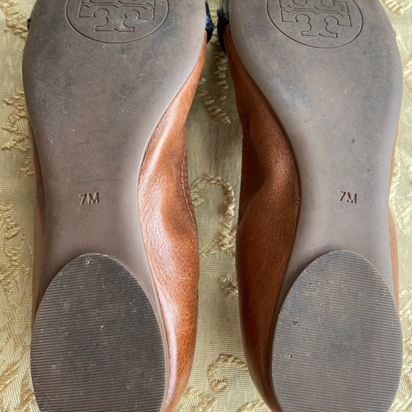 Tory Burch Noel 2Tone black patent leather & brown Ballet Flats - Picture 6 of 15